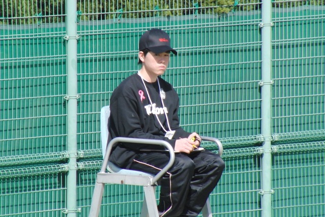 32_3_22_09.JPG - 熱戦の様子（1回戦）