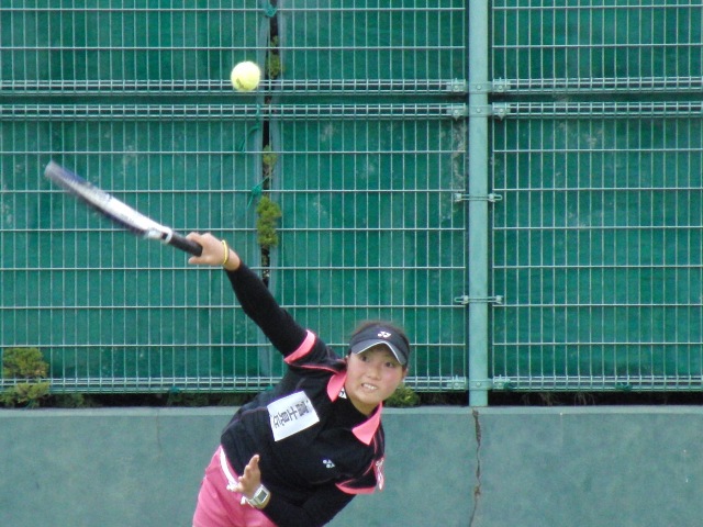 32_3_25_35.JPG - 熱戦の様子（準々決勝・準決勝）