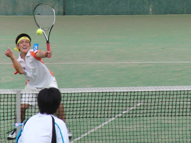 32_3_25_36.JPG - 熱戦の様子（準々決勝・準決勝）