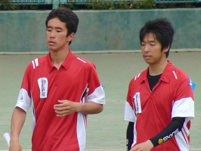 32_3_25_41.JPG - 熱戦の様子（準々決勝・準決勝）